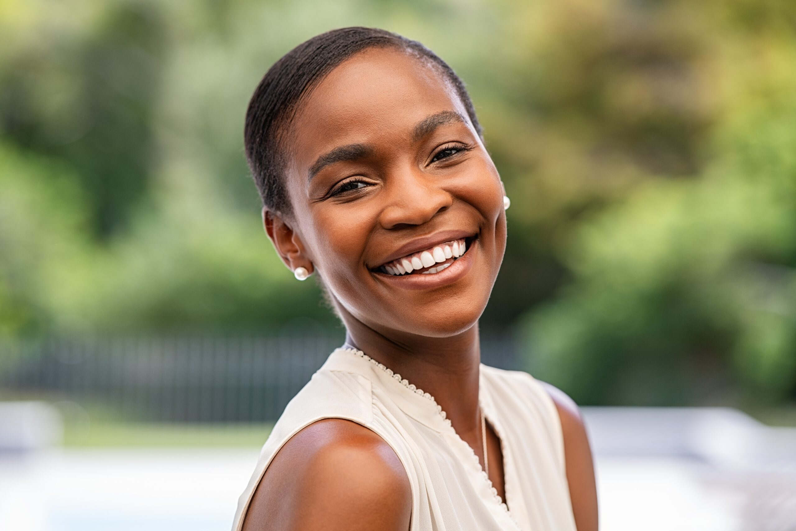 How Cosmetic Dentistry Can Improve Your Smile and Confidence